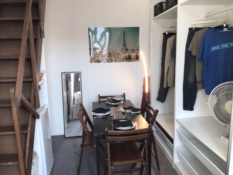 Photo 1: Salle manger (entre les 2 chambres)