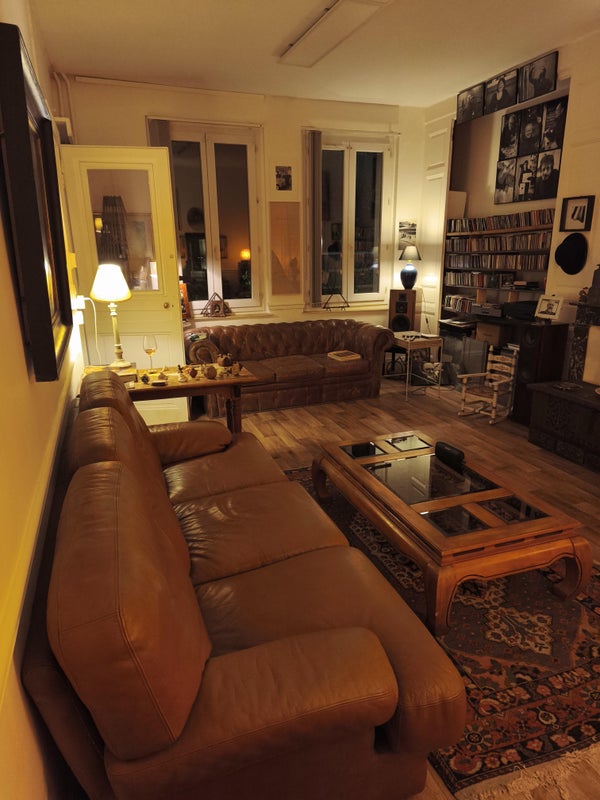 Photo 1: Salon commun 