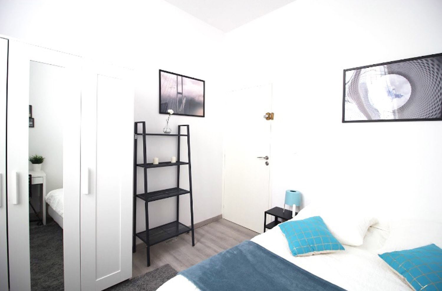 Chambre agréable et chaleureuse – 9m² Photo principale