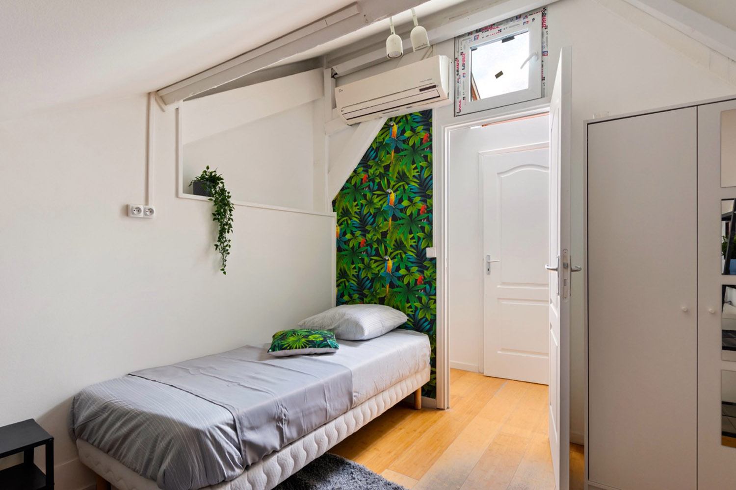 Chambre chaleureuse et lumineuse – 12m² Photo principale