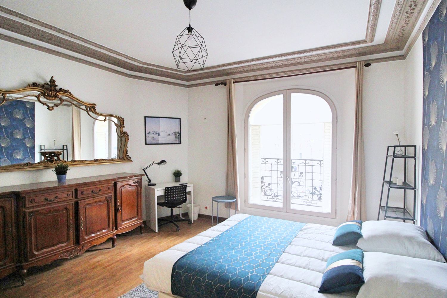 Grande chambre lumineuse – 19m² Photo principale