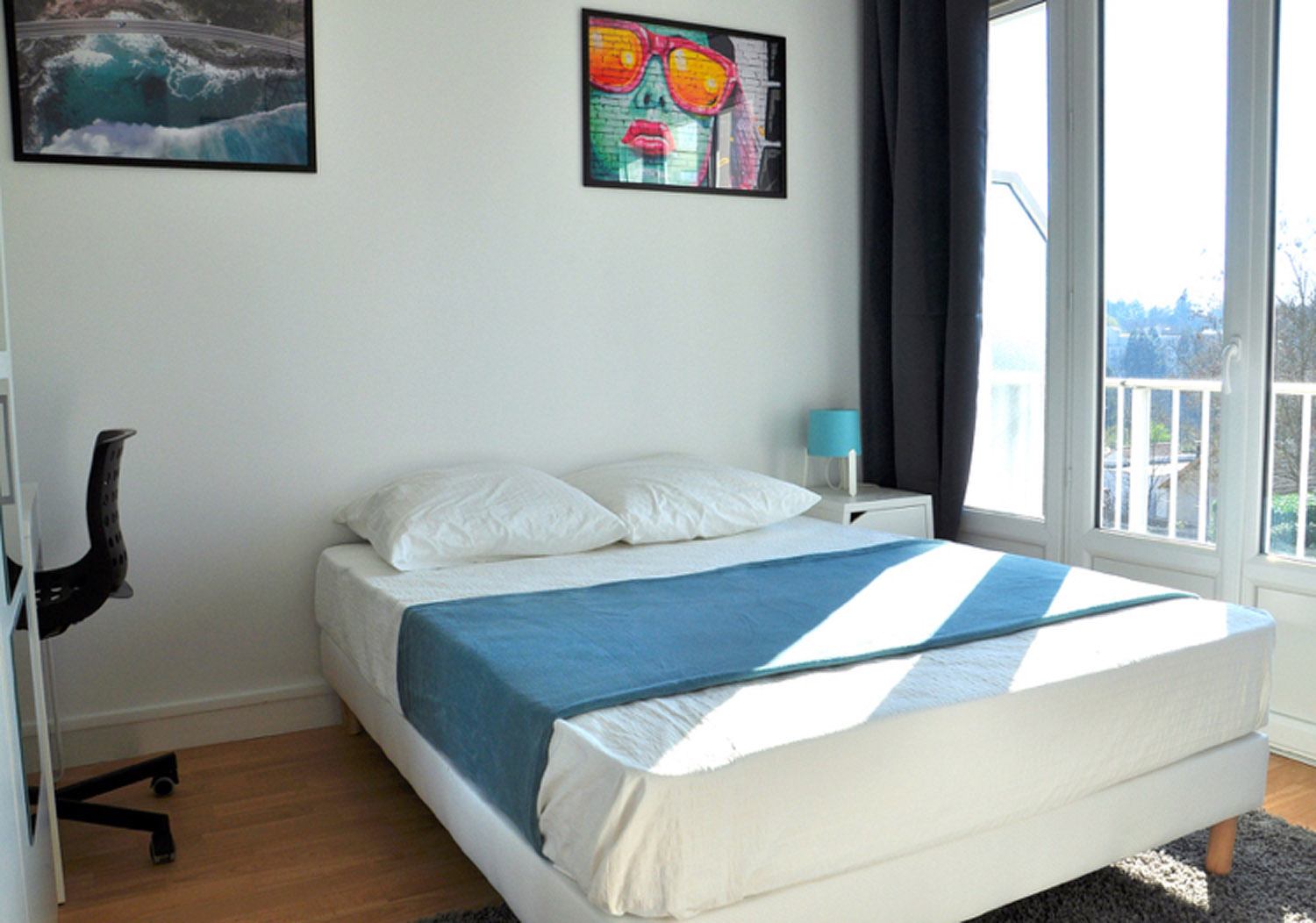 Chambre spacieuse avec balcon Photo principale