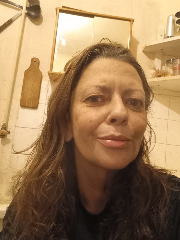 Femme de 51 ans sociable , ordonnée . Photo principale