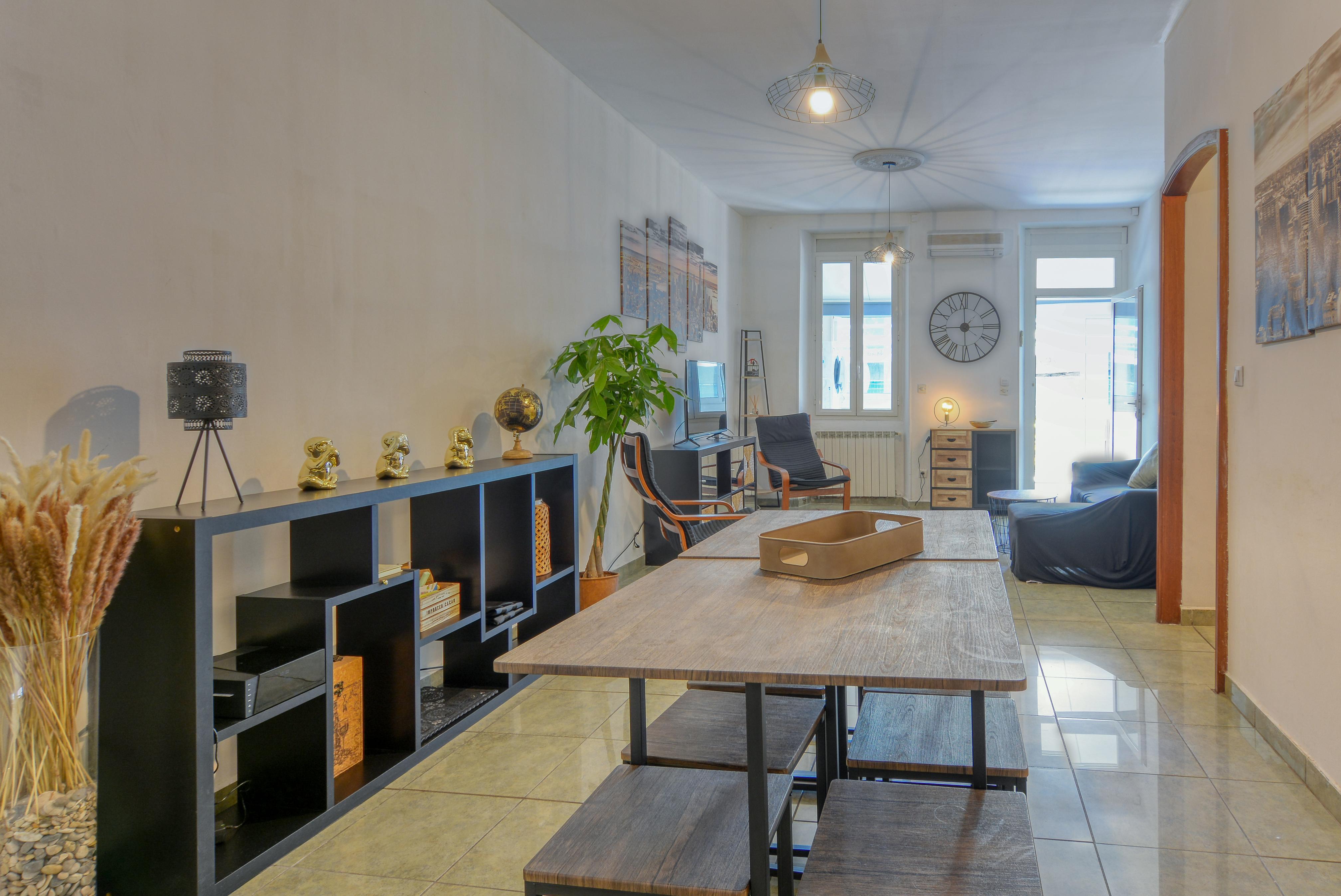 Colocation 104M2 + Cour ExtÉRieur PrivÉ Photo principale