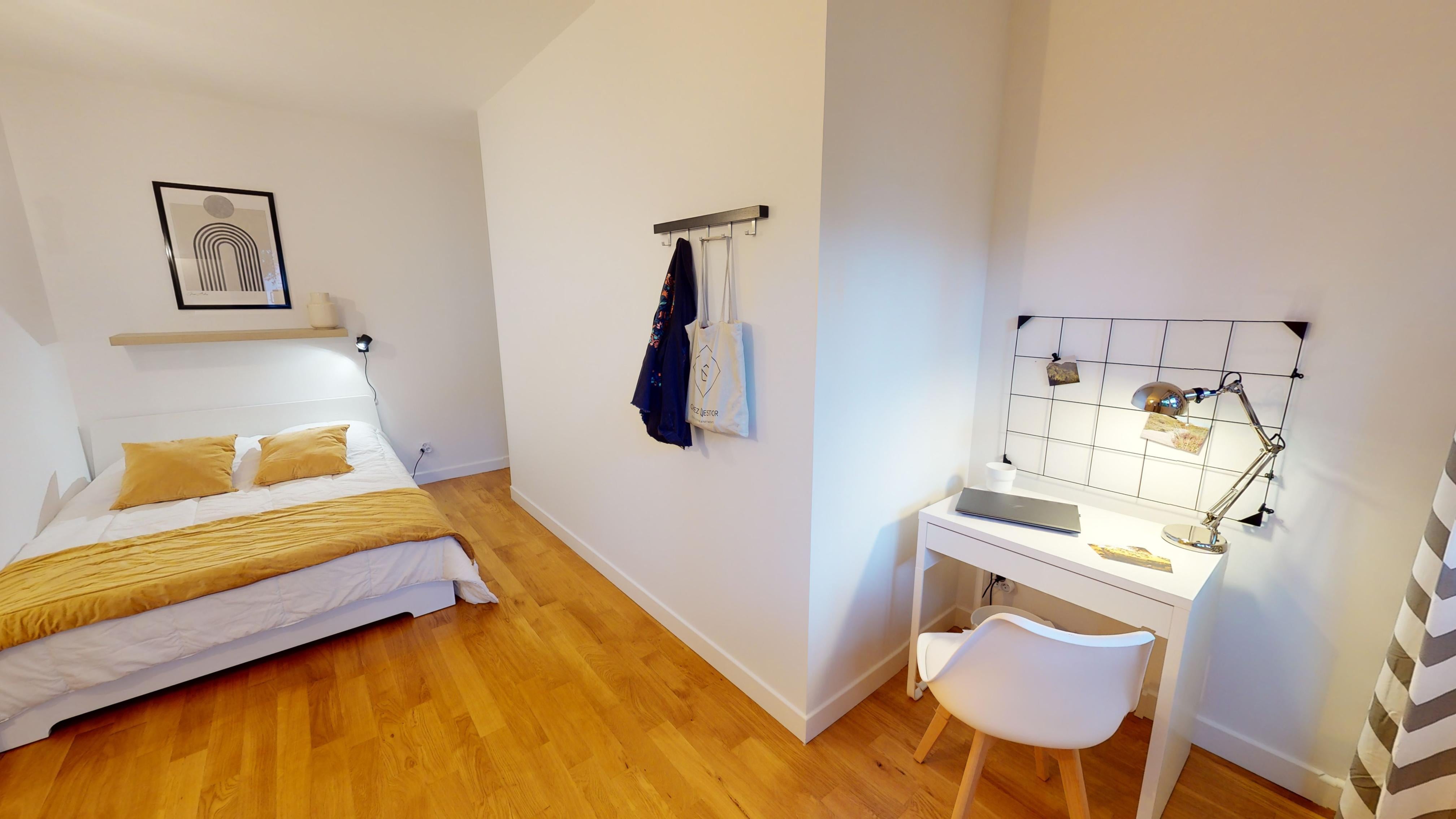 18 Enghien Chambre 7  Photo principale