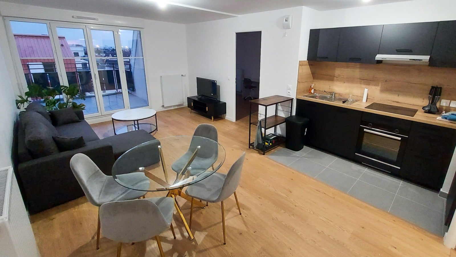 🌟 Colocation 100% FÉMinine – 1 Chambre MeubléE  Photo principale